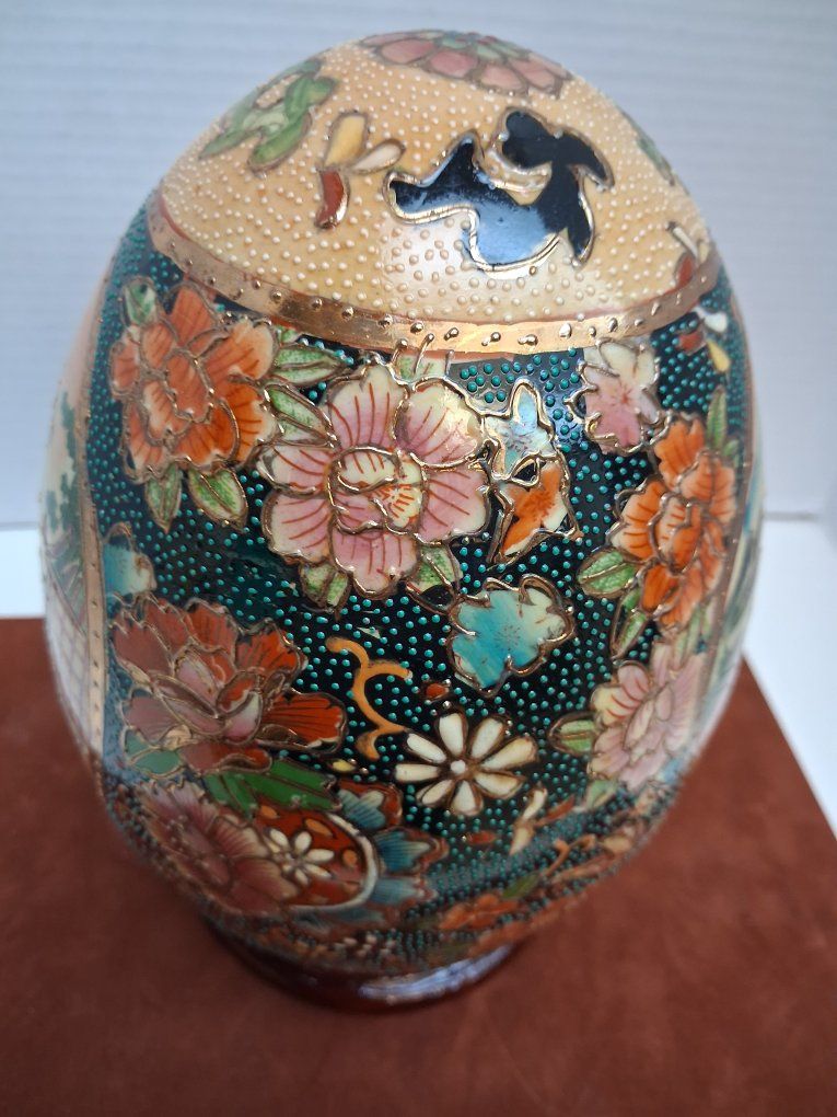 Main image 5
