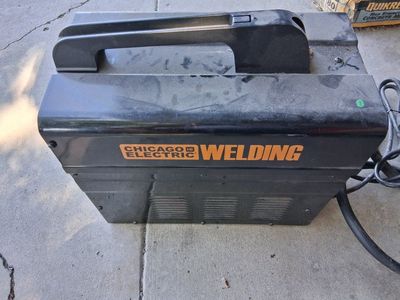 Chicago Electric 90 Amp Flux Wire Welder, 120V