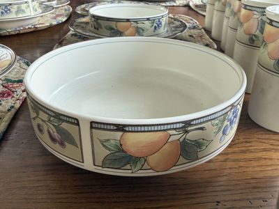 Mikasa Intalgio Garden Harvest Dinnerware Set - 8 settings of 6 pcs. With 4 extra dinner plates, 4 dessert plates, 2 soup bowls