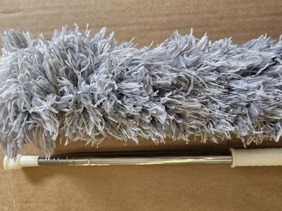 Telescoping microfiber duster