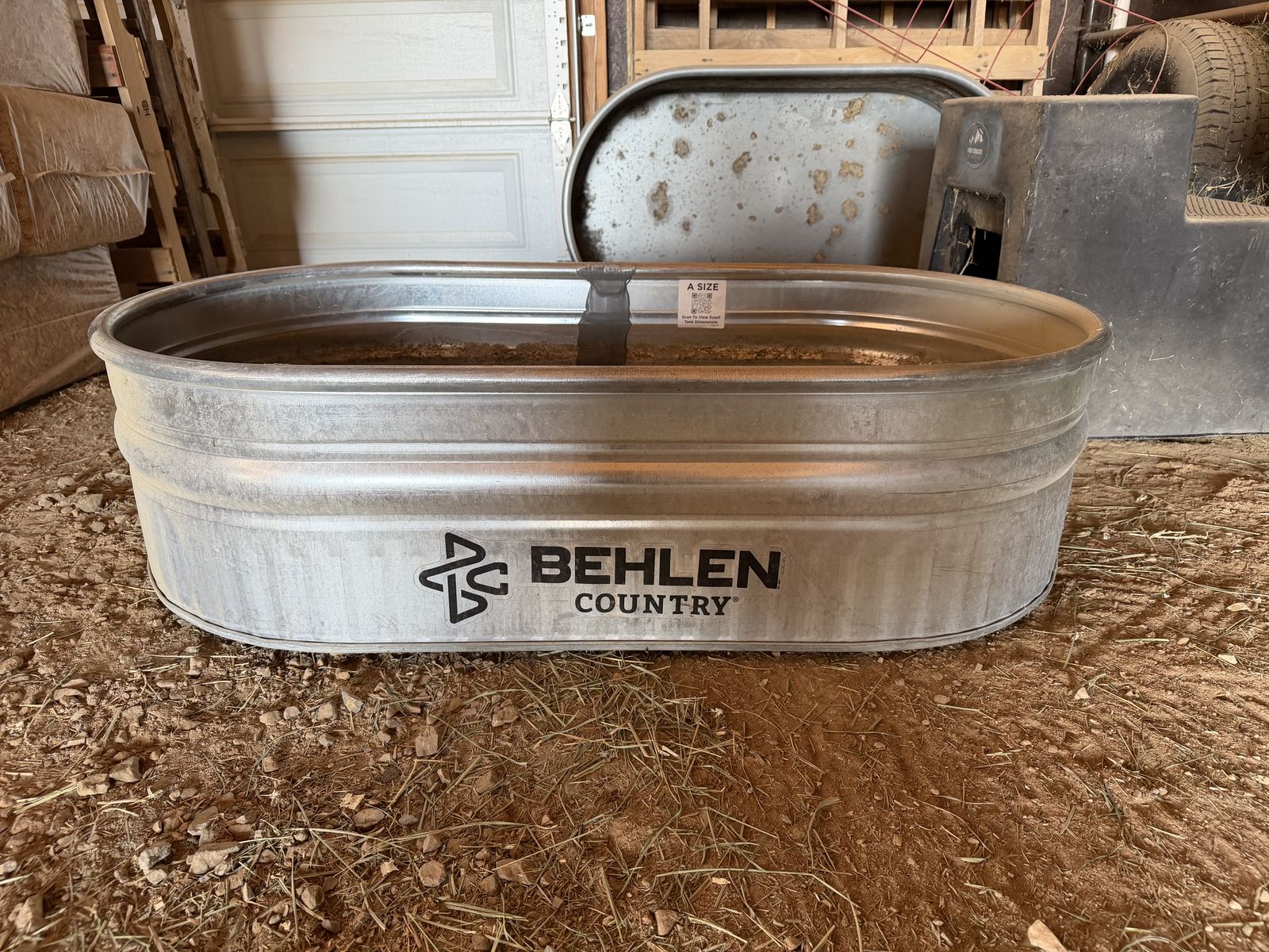 Behlen stock Tank (2)