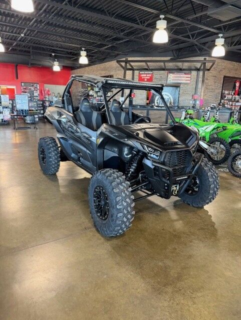 2026 Kawasaki Teryx® KRX 1000 Blackout Edition