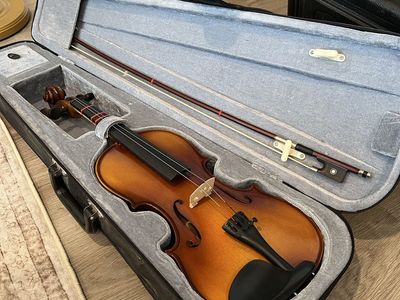 3/4 Size Student Violin with Bow & Hard Case