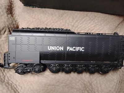 Lionel die-cast train Tender