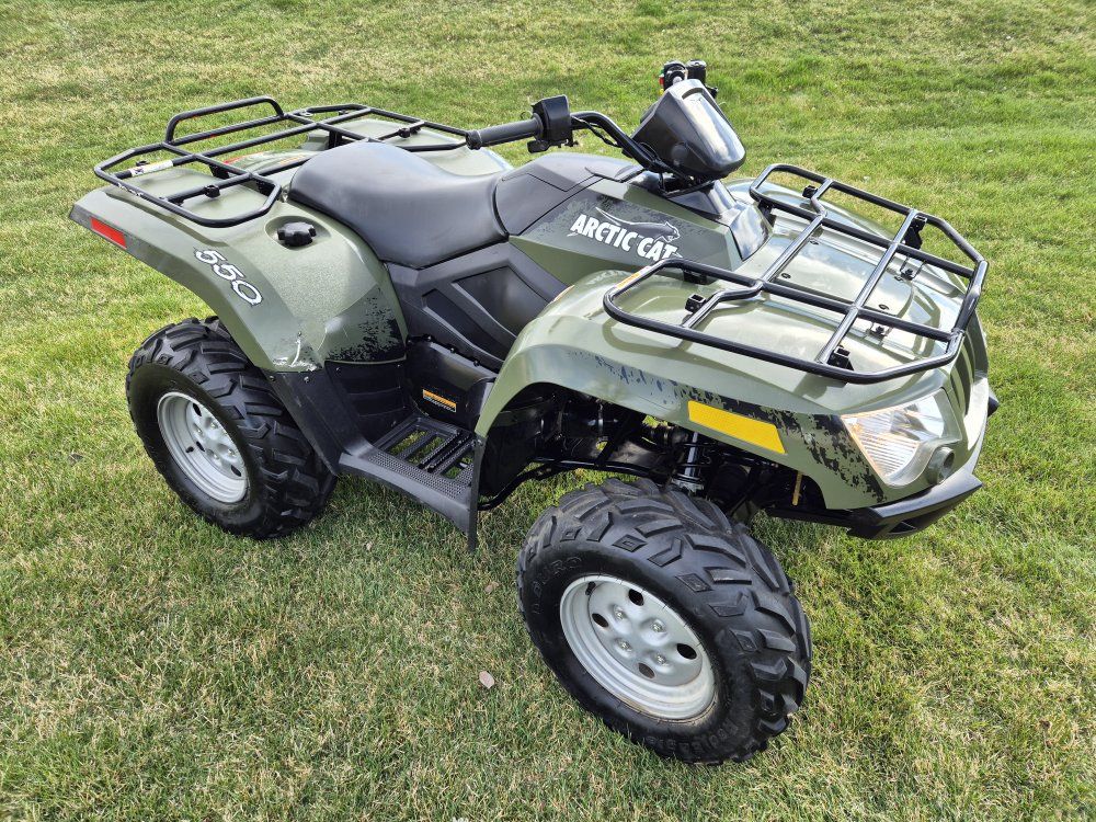 2011 Arctic Cat 550 EFI 450 miles