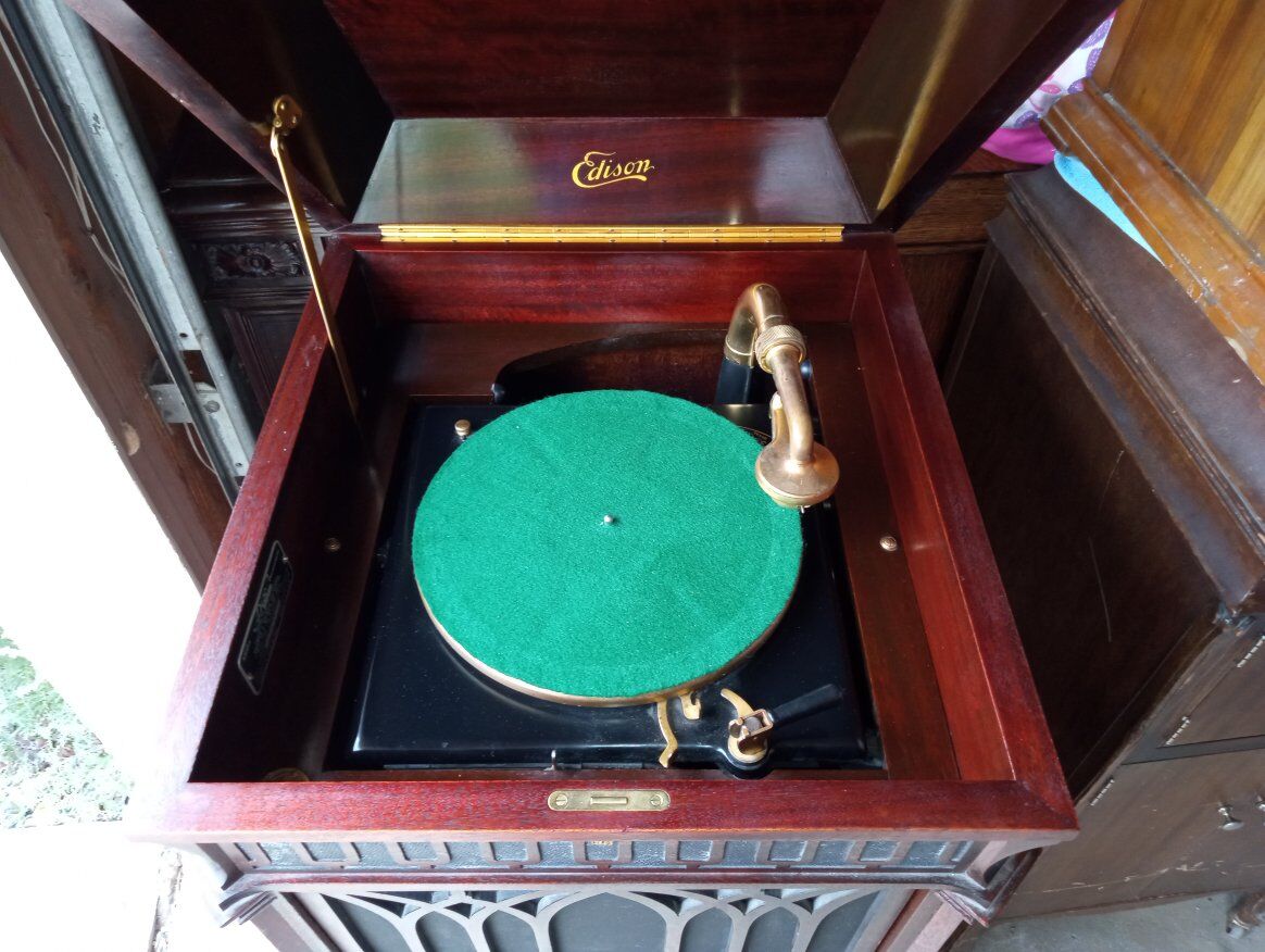 Antique Edison Diamond Disc Phonograph Model C 250 Laboratory Model