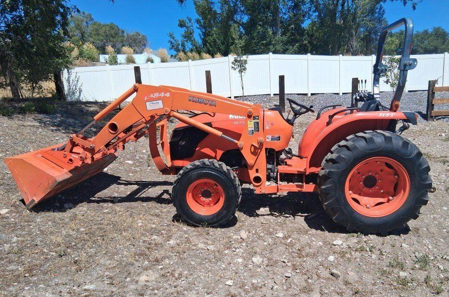 KUBOTA MX5100 TRACTOR LOADER