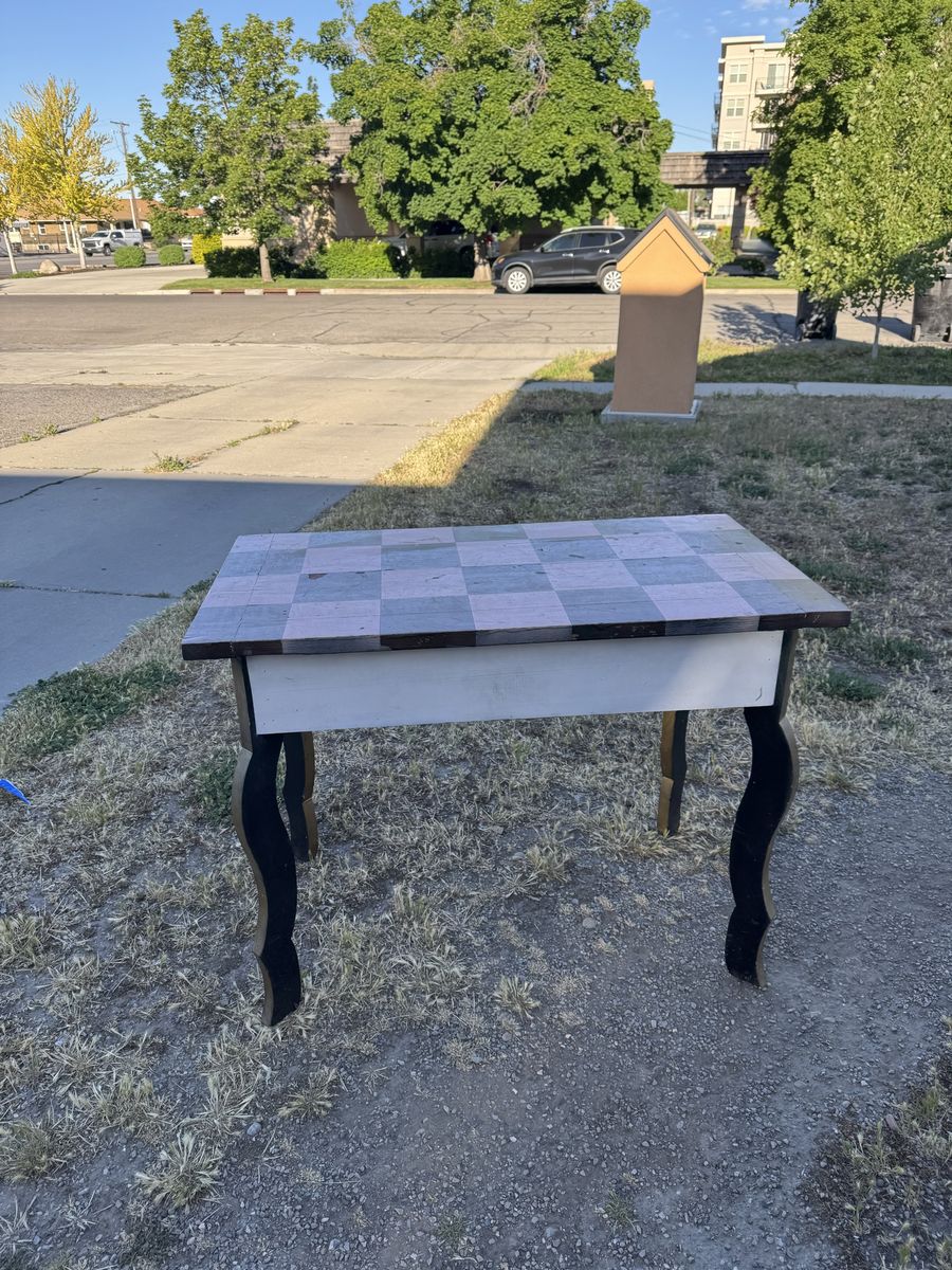 Free table 42” width 32” Tall