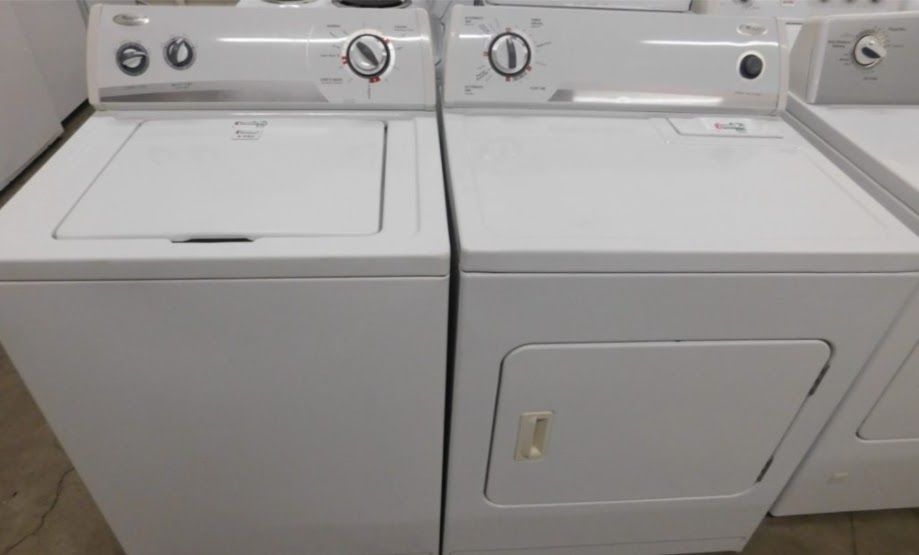 Like New Whirlpool Washer/Dryer