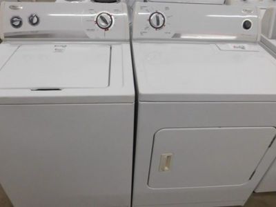 Like New Whirlpool Washer/Dryer