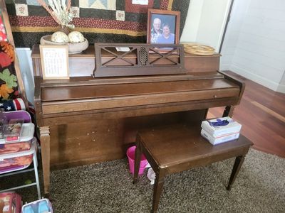 Strauss & sons upright piano $50 OBO