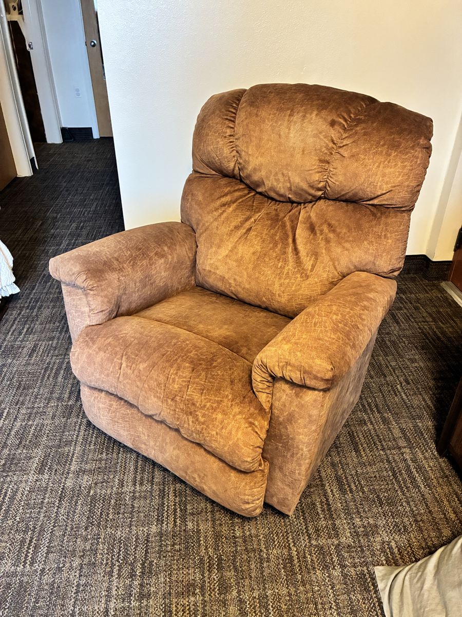 La-Z-Boy Brown Power Recliner