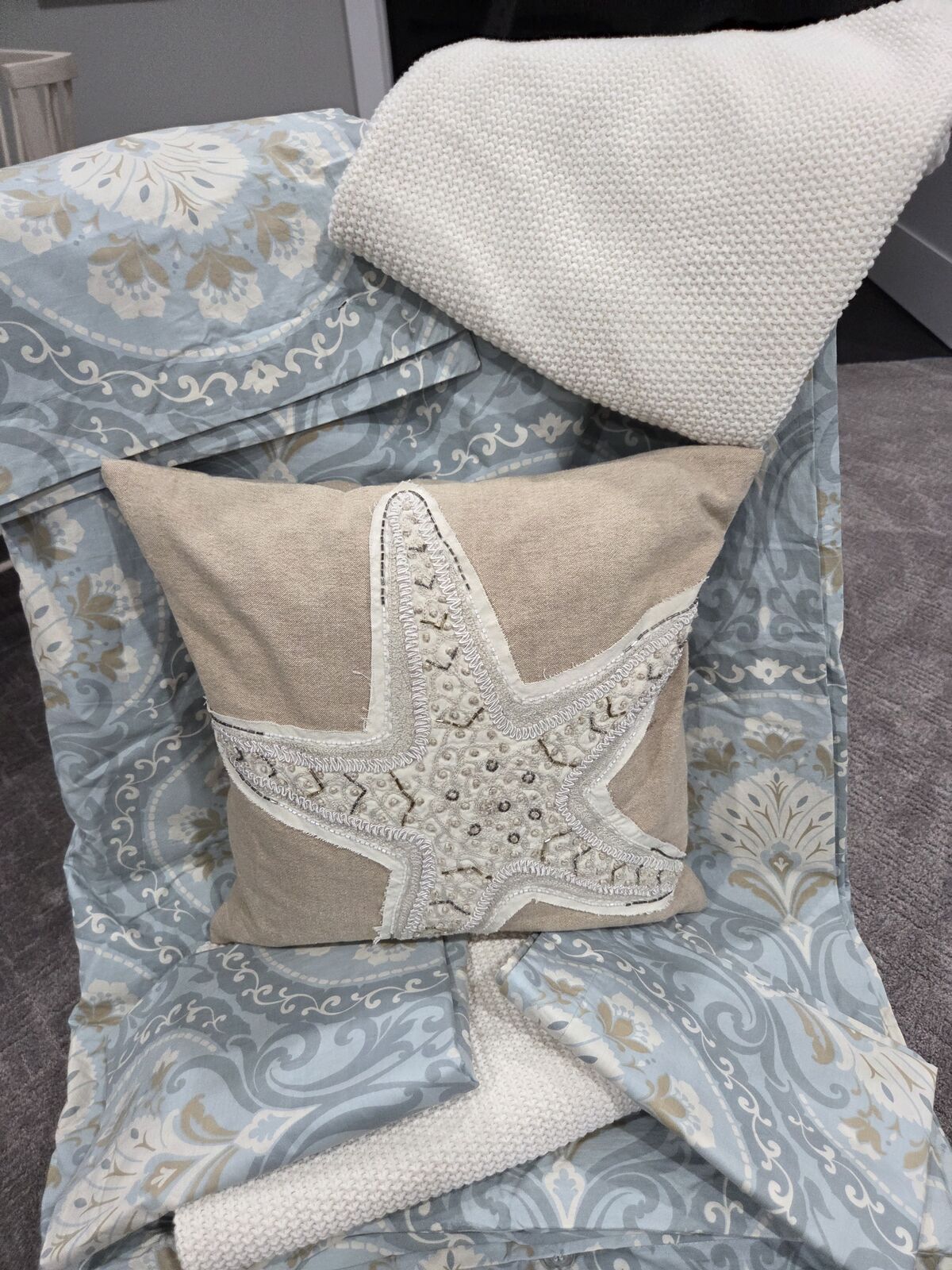 Pottery Barn King Size Blue Duvet & Pillow Shams