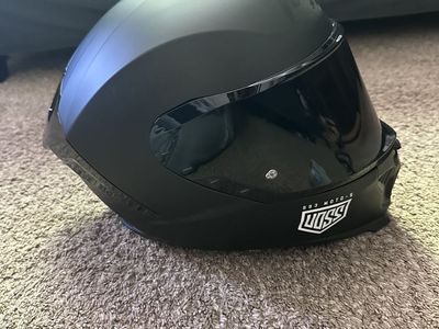 Motorcycle helmet