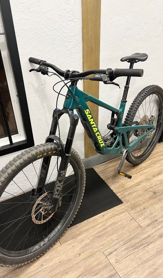 2024 Santa Cruz Hightower S-Kit