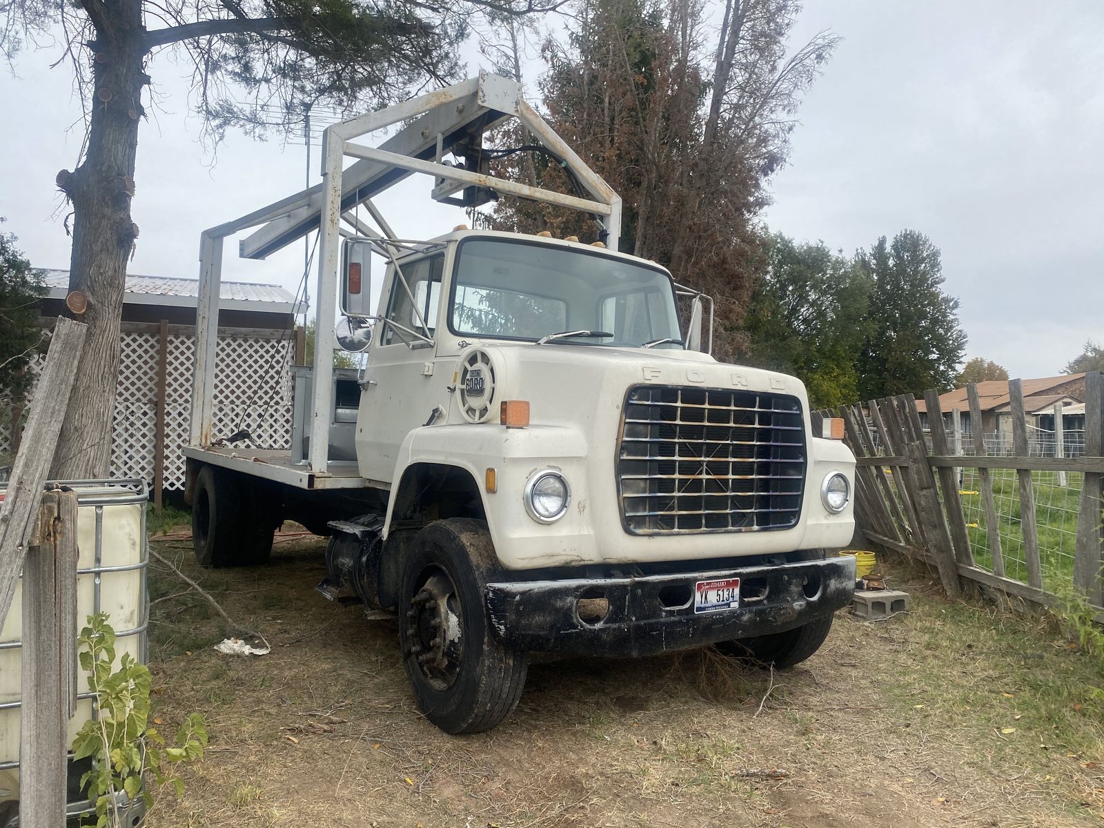 Ford Trolley/Crane Truck