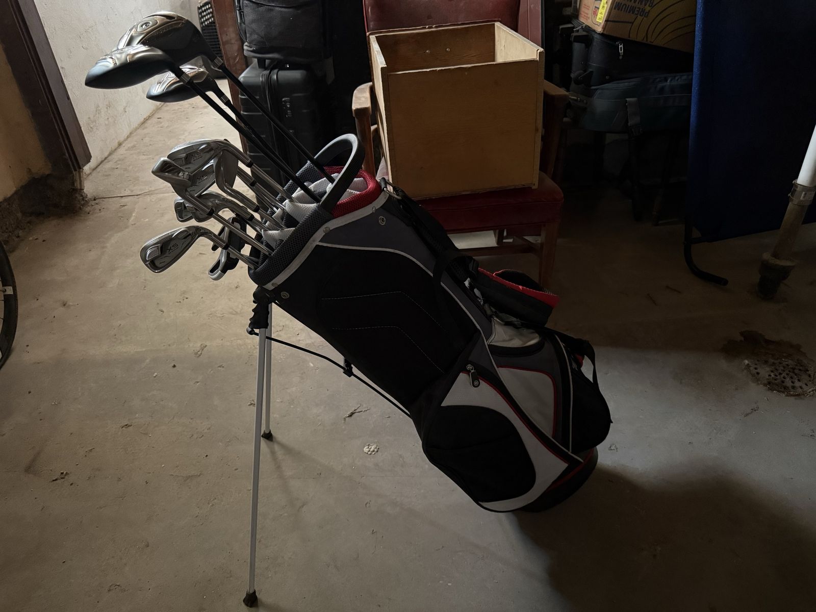 Golf Club Set & Bag