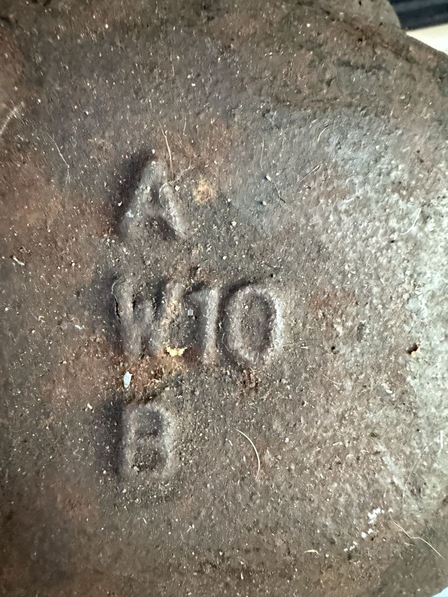 Main image 6