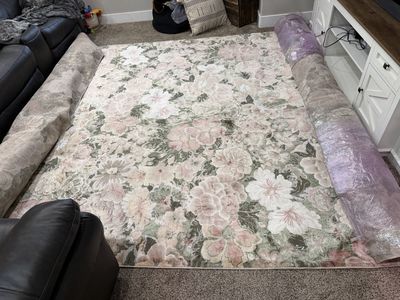 Laura Ashley Eliza Rug 9’ x 12’ flower print