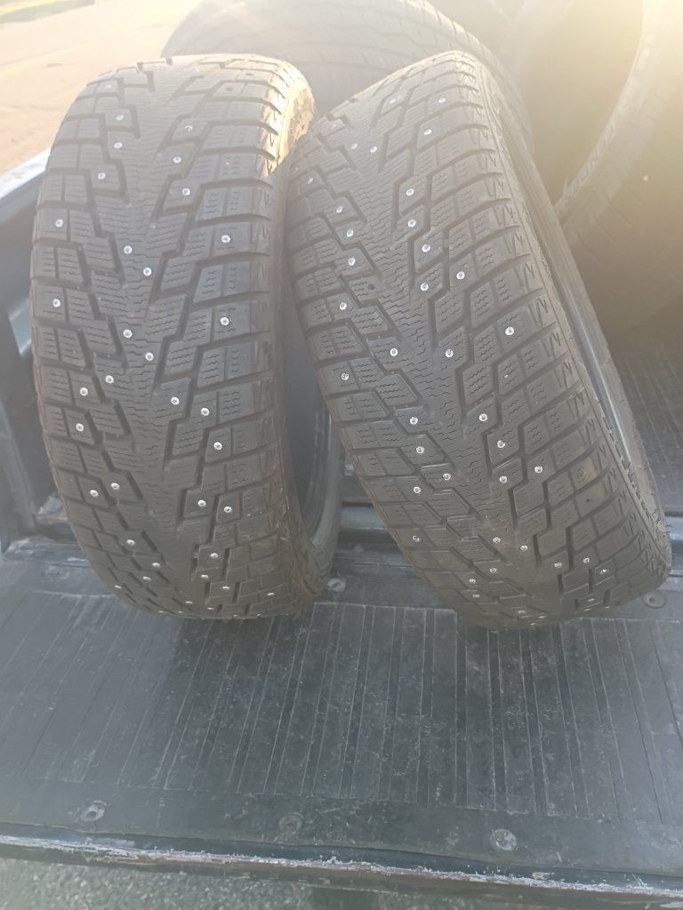 (2)Icepro 3 GT Radial 205/55R16 Studded
