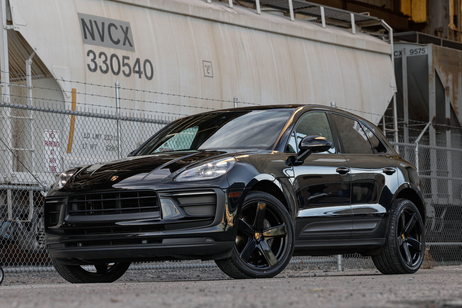 2022 Porsche Macan Base