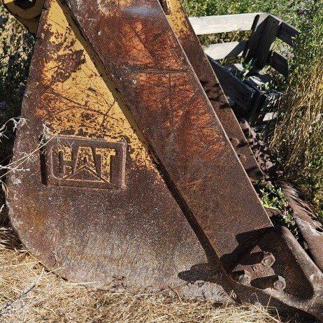 Cat Caterpillar 30" Backhoe Bucket