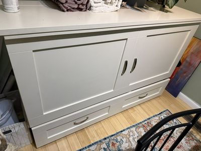 Murphy bed