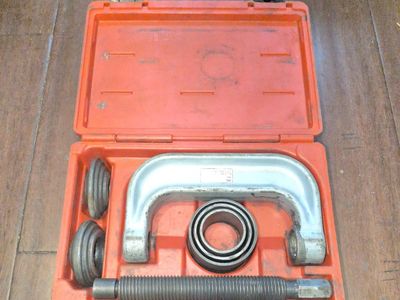 MAC Tools Ball Joint/U Joint Press