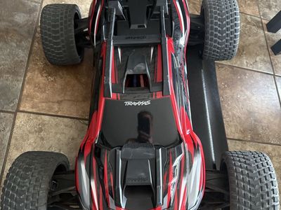 Clean Traxxas XRT