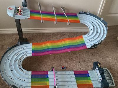 Hot Wheels Mario Kart Rainbow Road Raceway Track Set