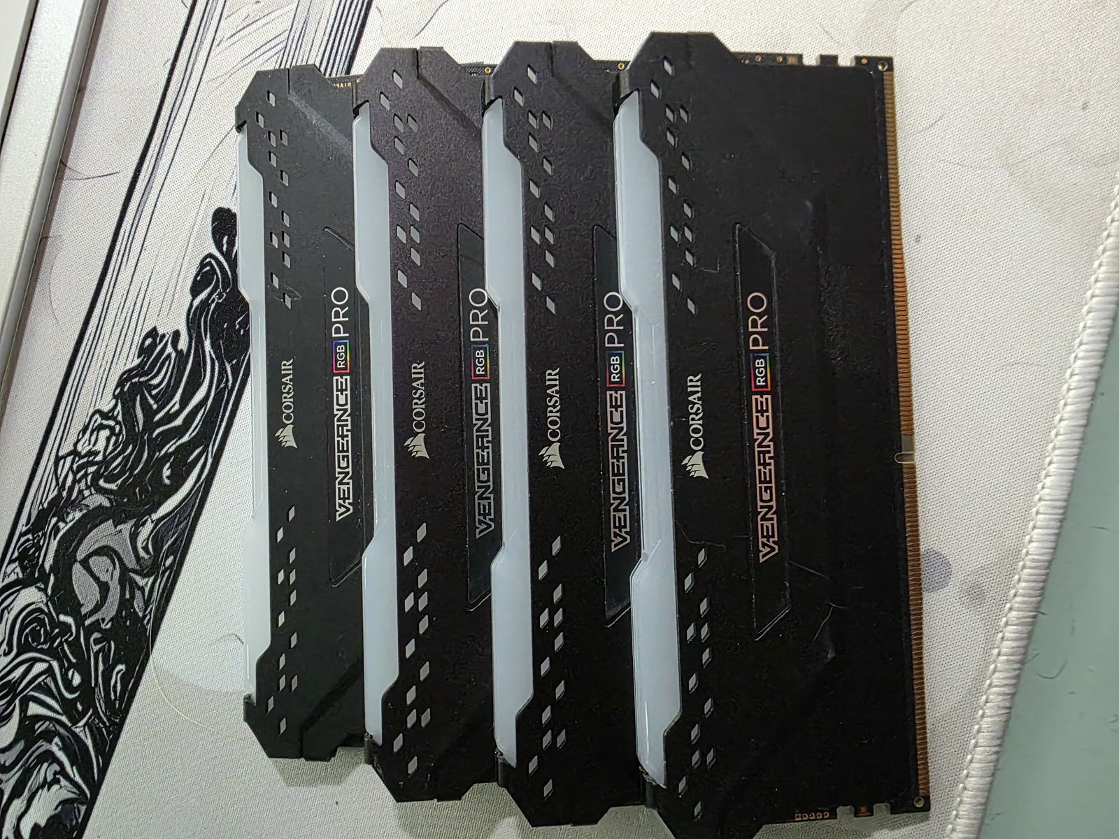 DDR4 32GB 3200MHZ CL16 RGB RAM