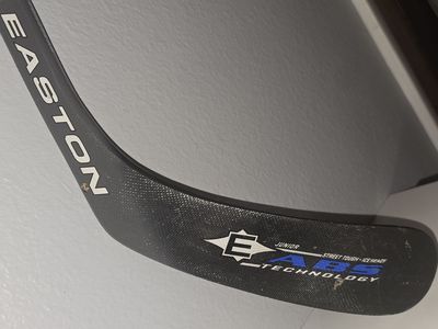 Hockey Stick - Easton S5 Flex 50 (Youth)
