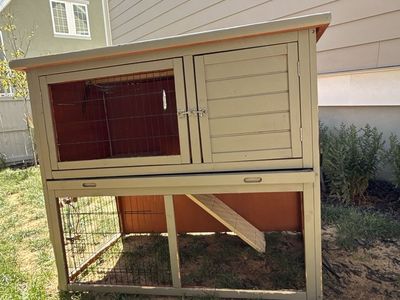 Two-Story Wooden Rabbit Hutch / Bunny House