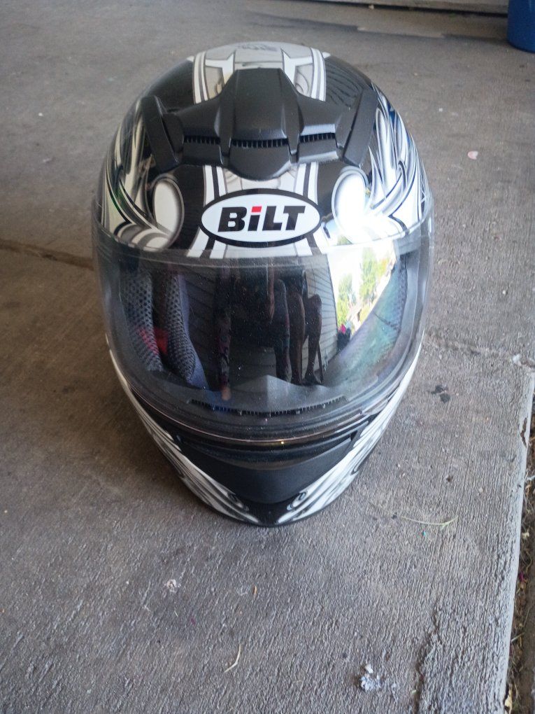 BILT Full-Face Motorcycle Helmet - Black, White & Silver Design