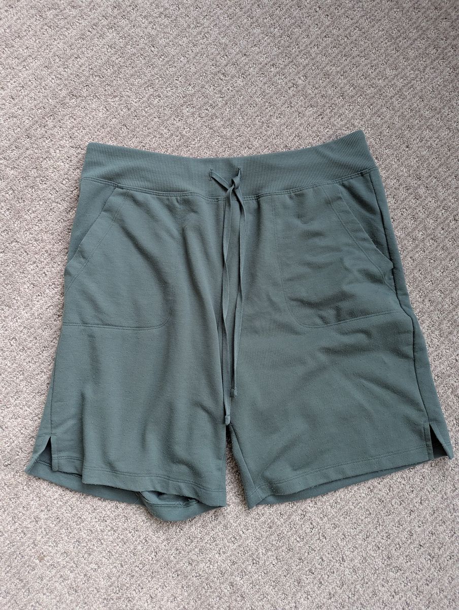 Athletic Works womens green drawstring lounge shorts, size S