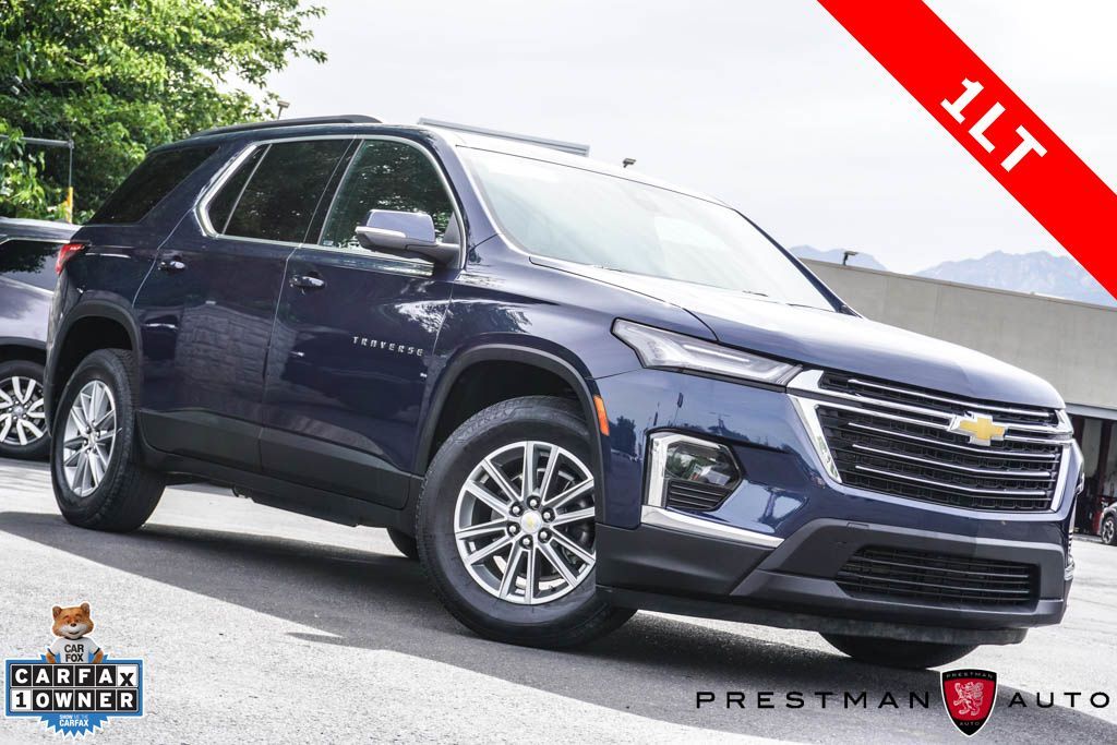 2023 Chevrolet Traverse LT Cloth