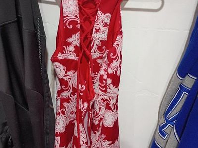 Trixxi Clothing Company Red Floral Halter Dress Size S White Pattern
