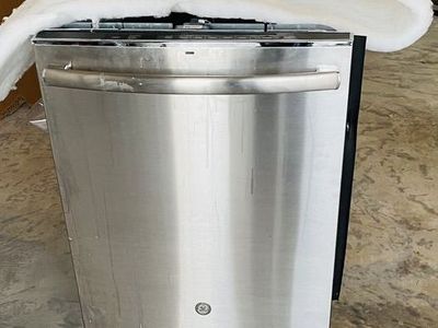 Dishwasher available for pickup. Great condition.