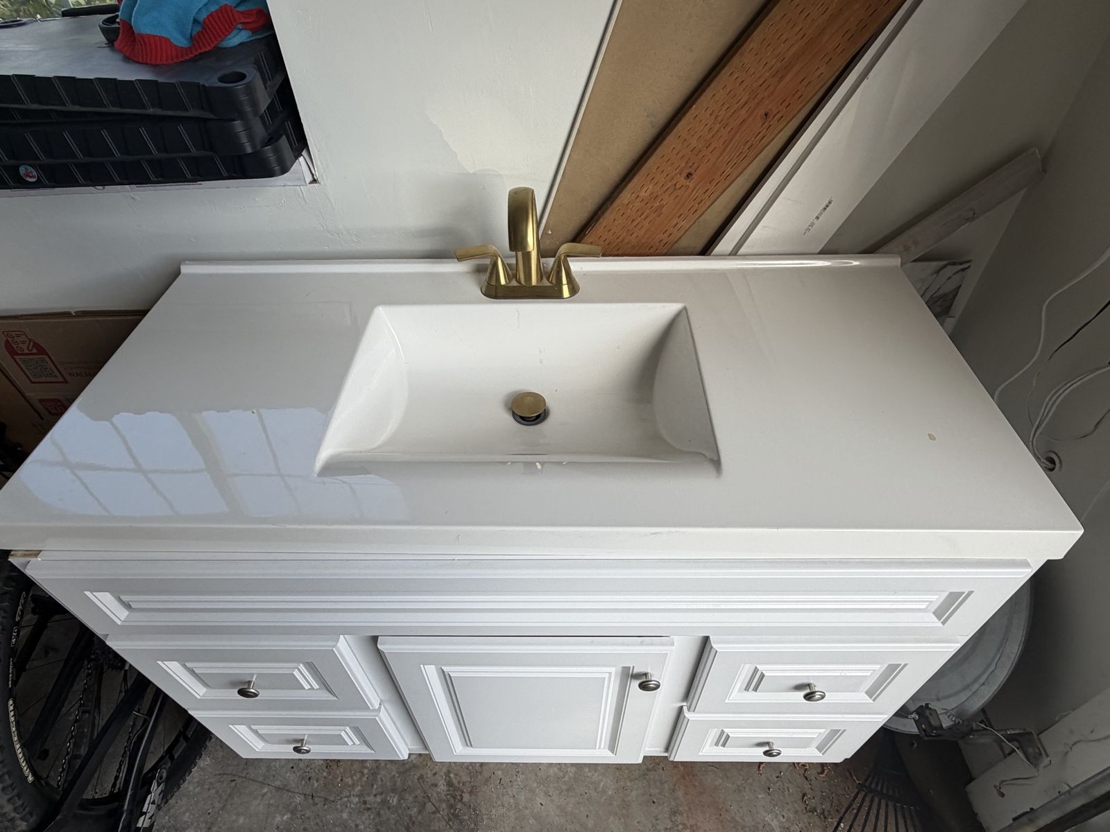 White Bathroom Vanity w/ Sink & Gold Faucet - 36" Wide