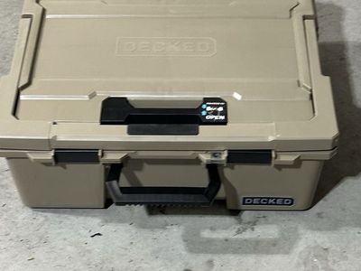 Decked Drawer system Half Rack 32 cargo box