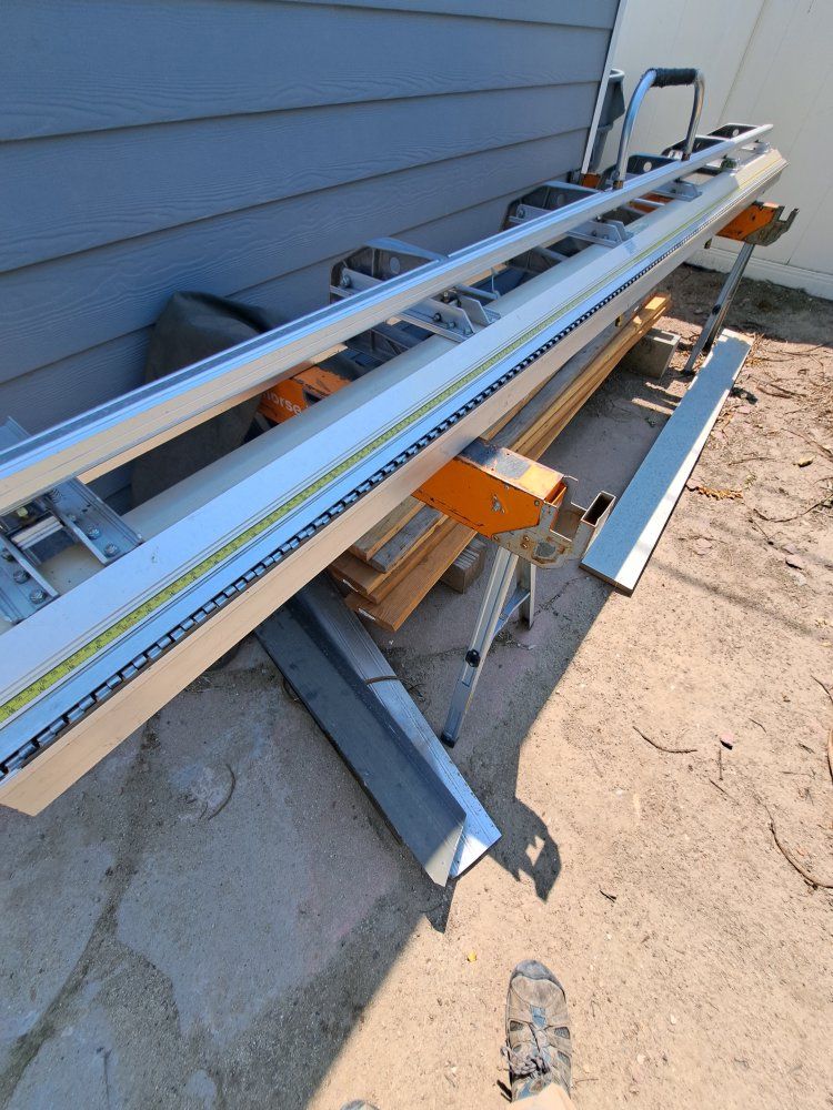 Tapco 12.5 foot. aluminum Siding brake.