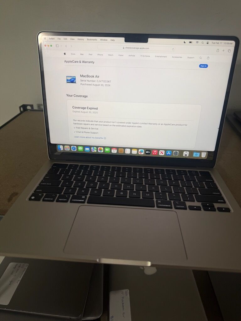 13" MacBook Air 2024 w/warranty