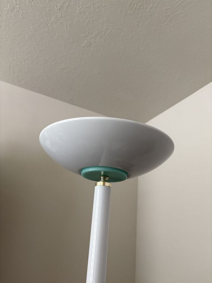 Main image 3