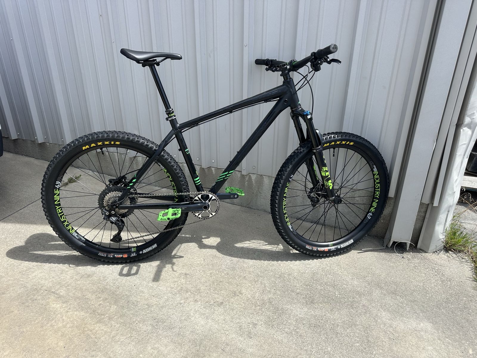 Giant Talon Size Large 27.5 Hardtail