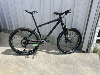 Giant Talon Size Large 27.5 Hardtail