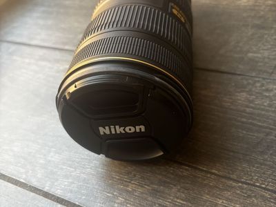 Nikon 70-200mm f/2.8G ED VR II AF-S Nikkor Zoom Lens For Nikon Digital SLR Camera