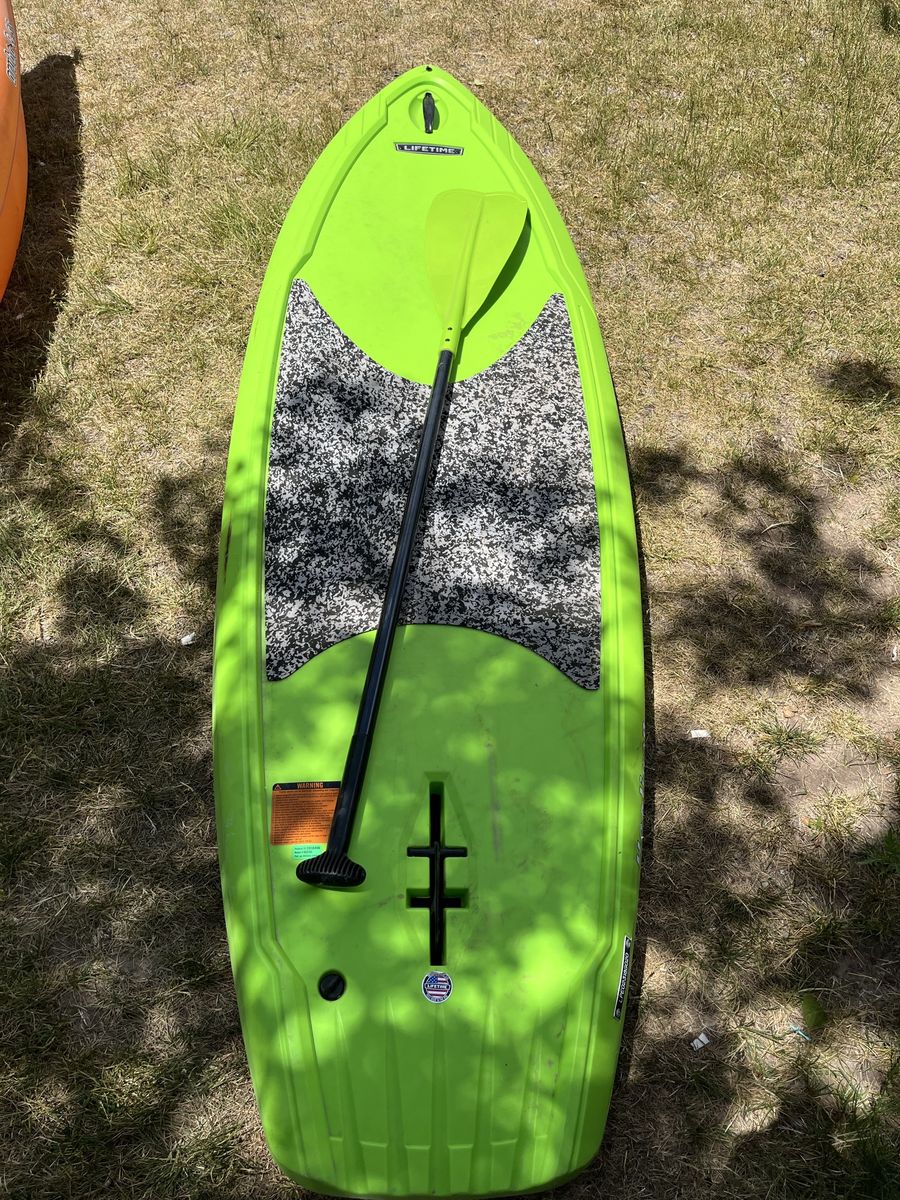 Paddle board