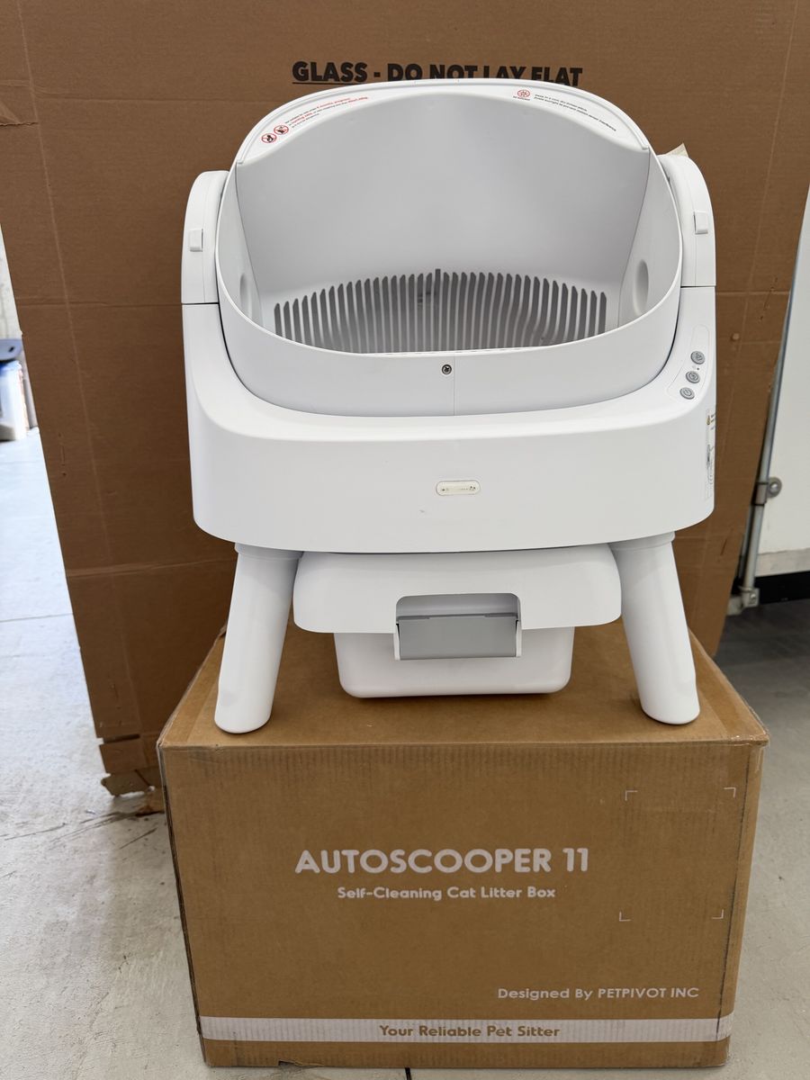 PetPivot AutoScooper II Smart Self-Cleaning Litter Box White Automatic Cat Litter Box
