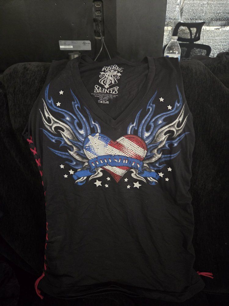 Rebel Saints Women's Black Sleeveless Top Graphic Wings Heart Lace-Up Size Large