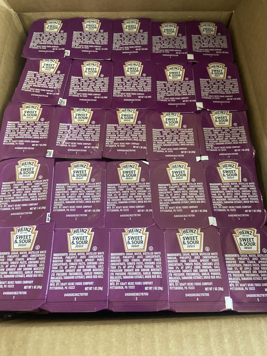 Heinze Sweet & Sour Sauce Case of 100 1 Oz Cups